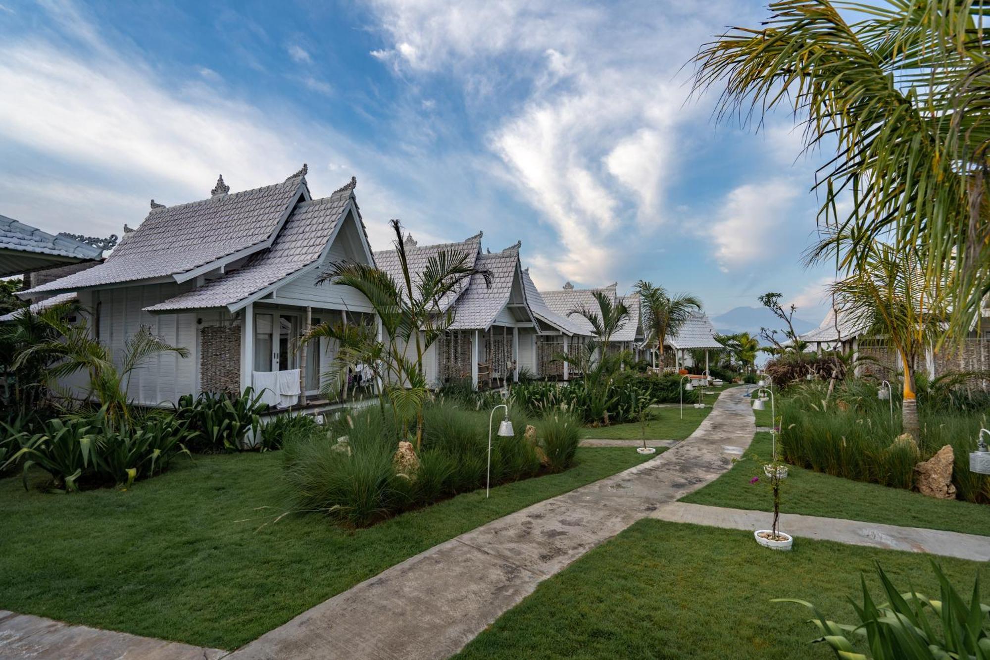 Paus Putih Hotel นูซาเลมโบงัน ภายนอก รูปภาพ
