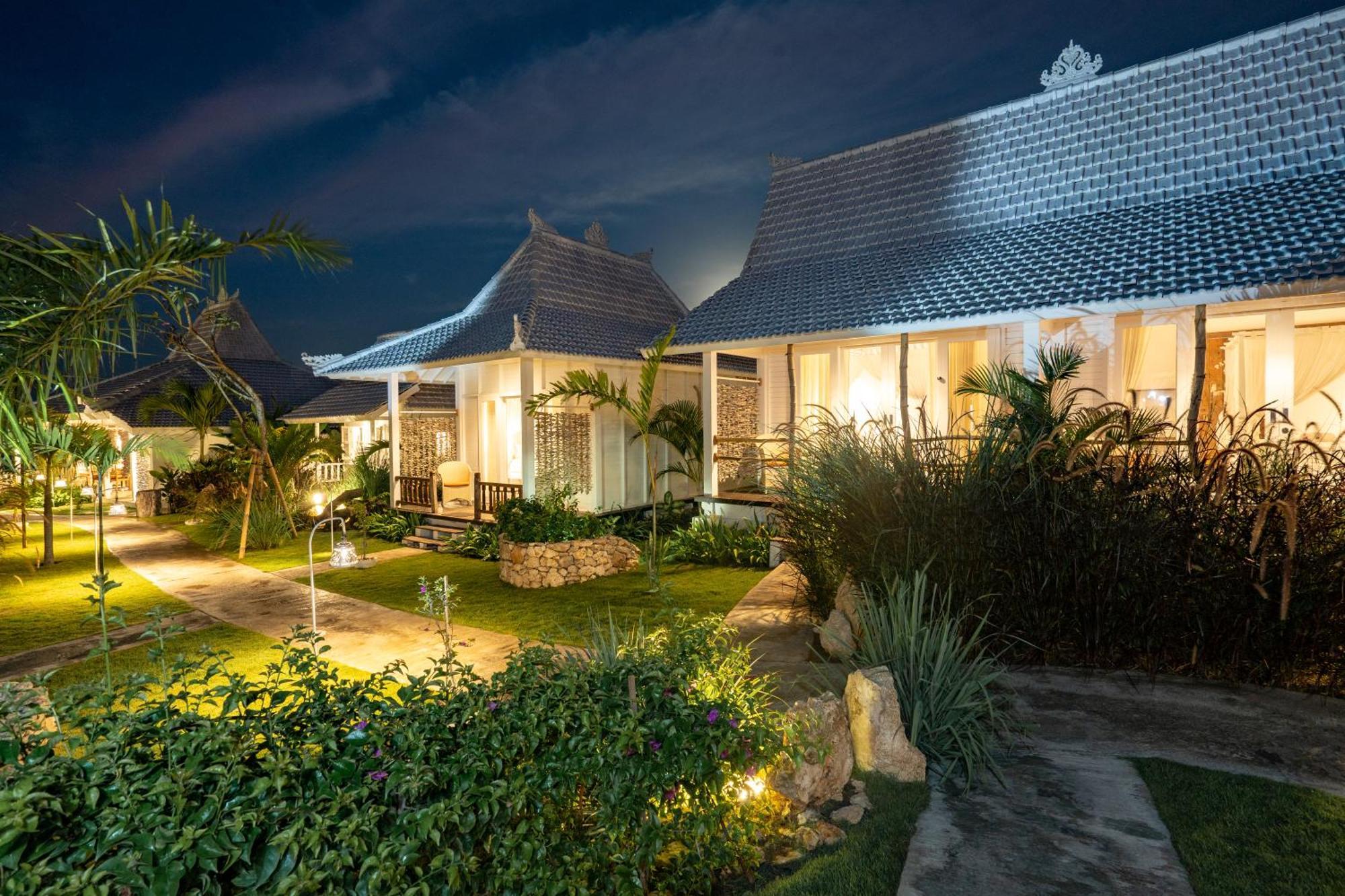 Paus Putih Hotel นูซาเลมโบงัน ภายนอก รูปภาพ